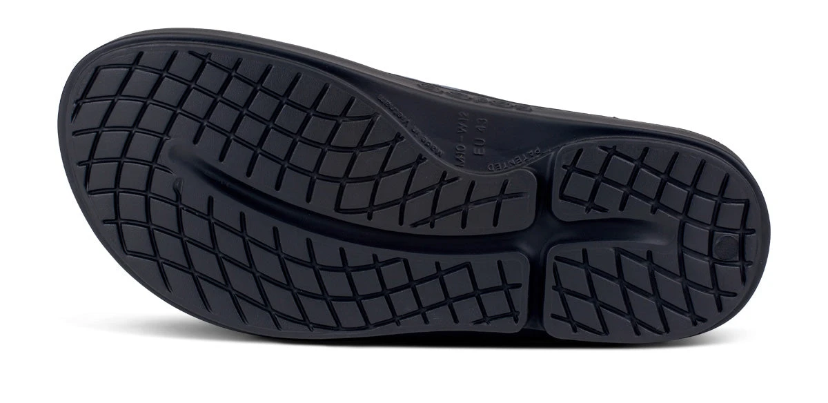 OOfos Men's OOriginal Sport Sandal - Black Camo 12 OOfos Men's OOriginal Sport Sandal - Black Camo - Image 10