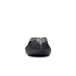 'OOFOS' Women's OOlala Thong Limited Edition - Black / Champagne Pop -Shoes Haven Sales 1403BLKCHMPGNE shot3 1024x1024@2x