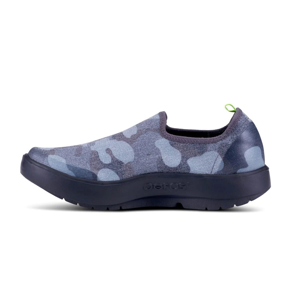 'OOFOS' Women's OOmg EeZee Low Shoe - Black / Grey Camo 8 'OOFOS' Women's OOmg EeZee Low Shoe - Black / Grey Camo - Image 6