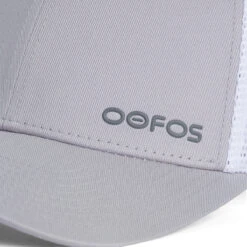 OOfos OOsnap Cap Unisex - White Gray -Shoes Haven Sales 7001WHTGRYUNISEX Shot03