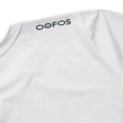 OOfos Men's COOl Down T Shirt - Light Gray Heather -Shoes Haven Sales 9000LTGRYHEA Shot04