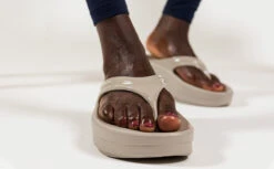 OOfos Women's OOmega OOlala Sandal - Nomad -Shoes Haven Sales NomadOOmega3